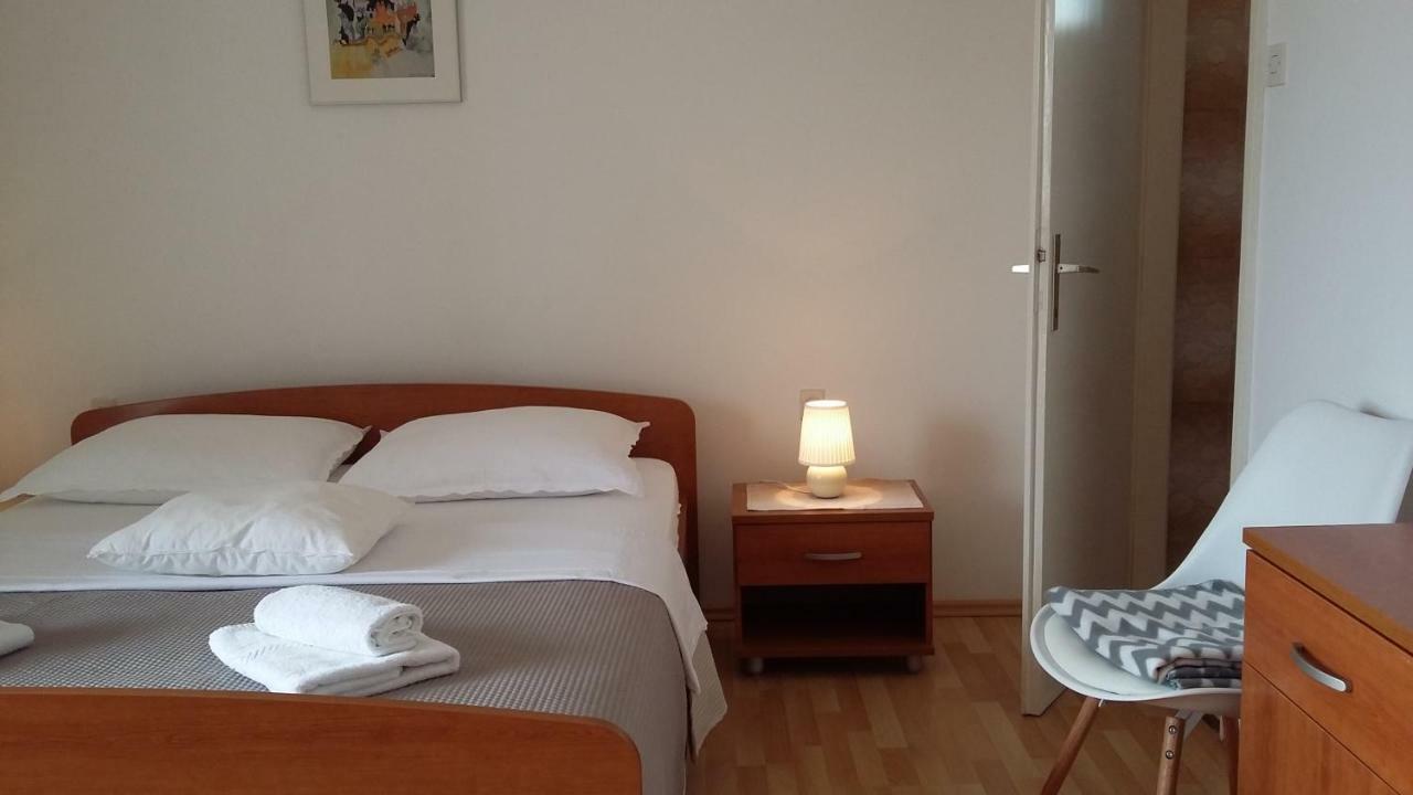 Hotel Sobe Tonica à Krk Town Extérieur photo