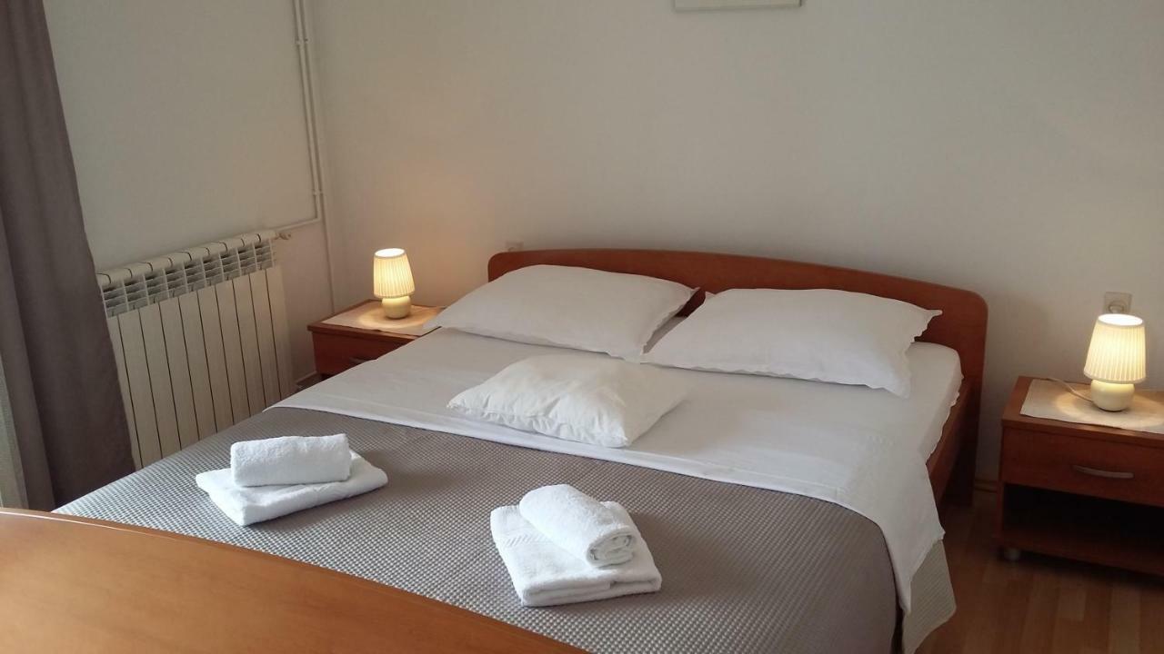 Hotel Sobe Tonica à Krk Town Extérieur photo